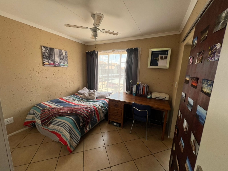 1 Bedroom Property for Sale in Vyfhoek A H North West